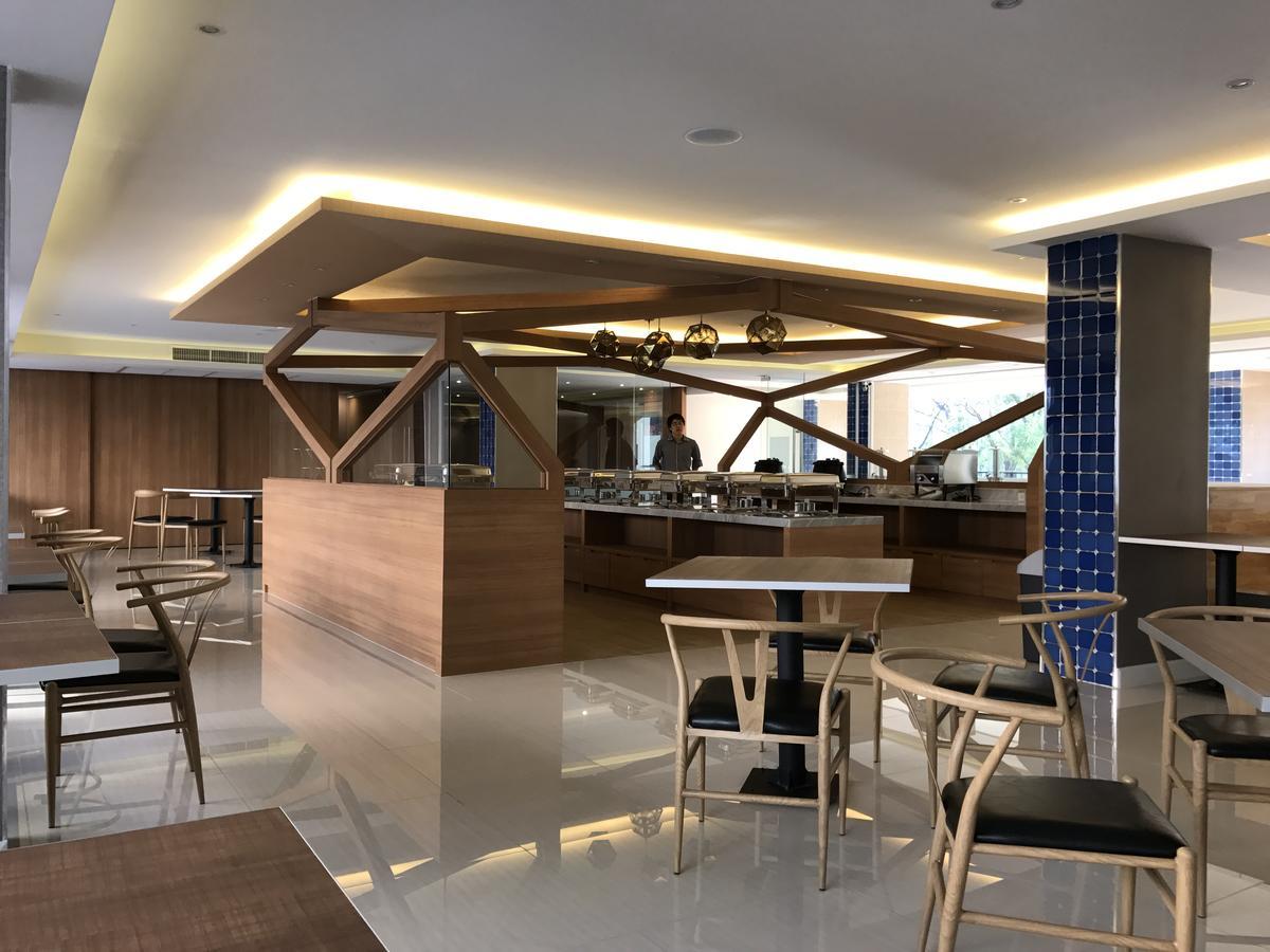 Zircon Hotel Bangkok Exterior foto